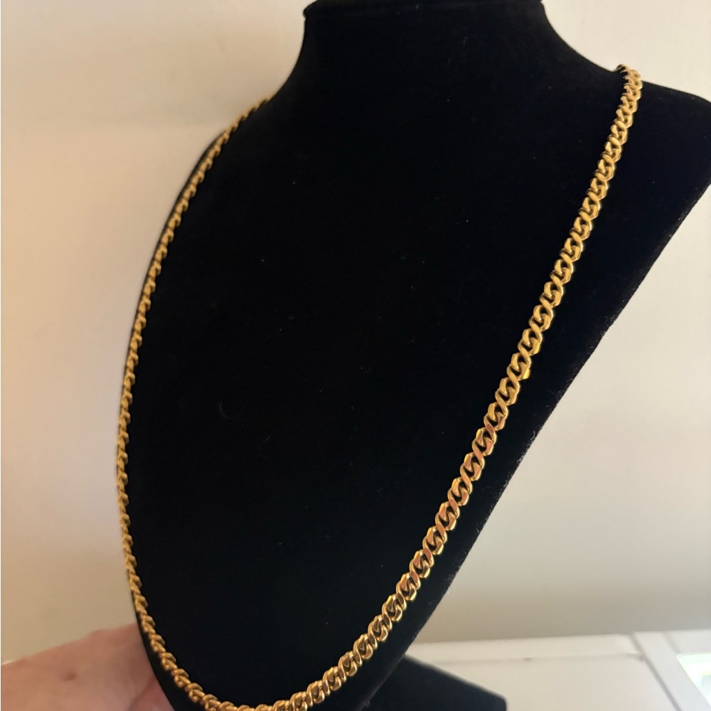 GIVENCHY Excellent Condition Bright Gold Chain Necklace - Picture 5 of 10